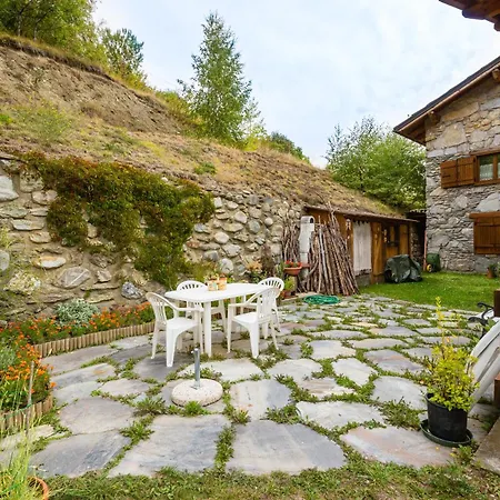 Gasthuis D'hotes Dans Les Alpes 3*